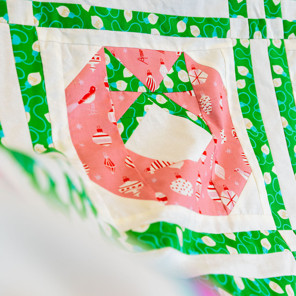 Tinsel Wreath Quilt Kit