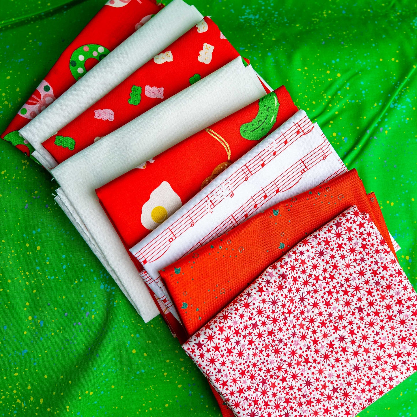 Candy Cane 8pc Fat Quarter Bundle
