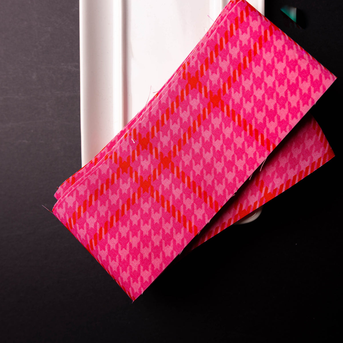 DESTASH: 2.5" Precut Binding Strips
