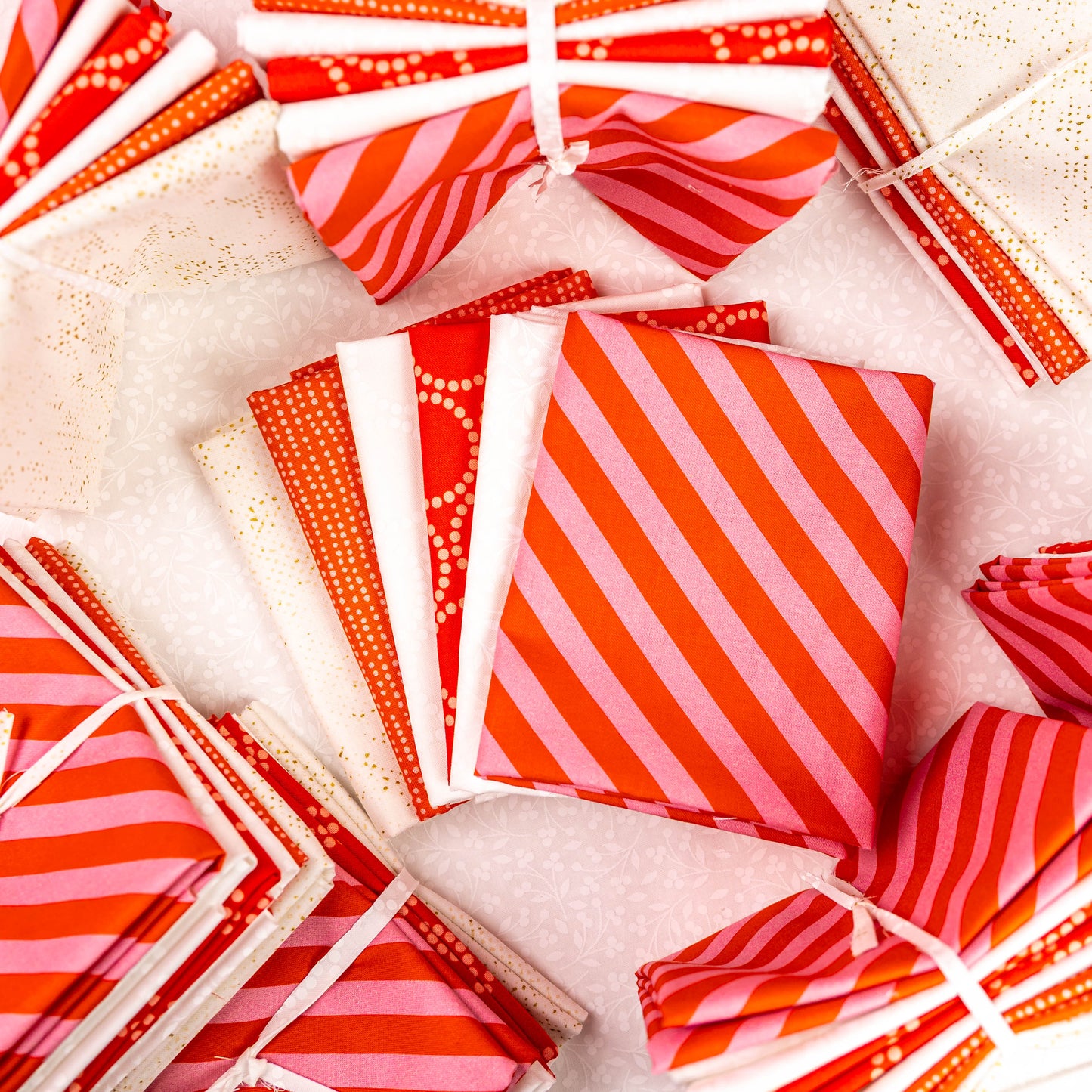 Candy Cane 6 pc Curated FQ Bundle