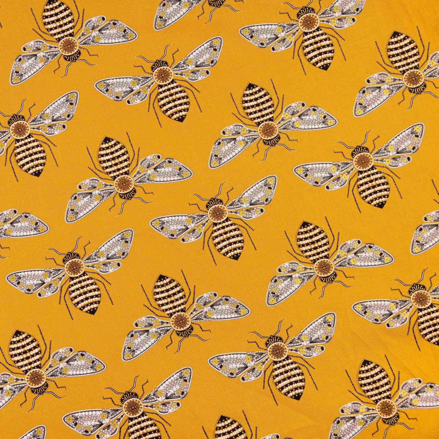 Honey Bee Quilt Kit - Cream -