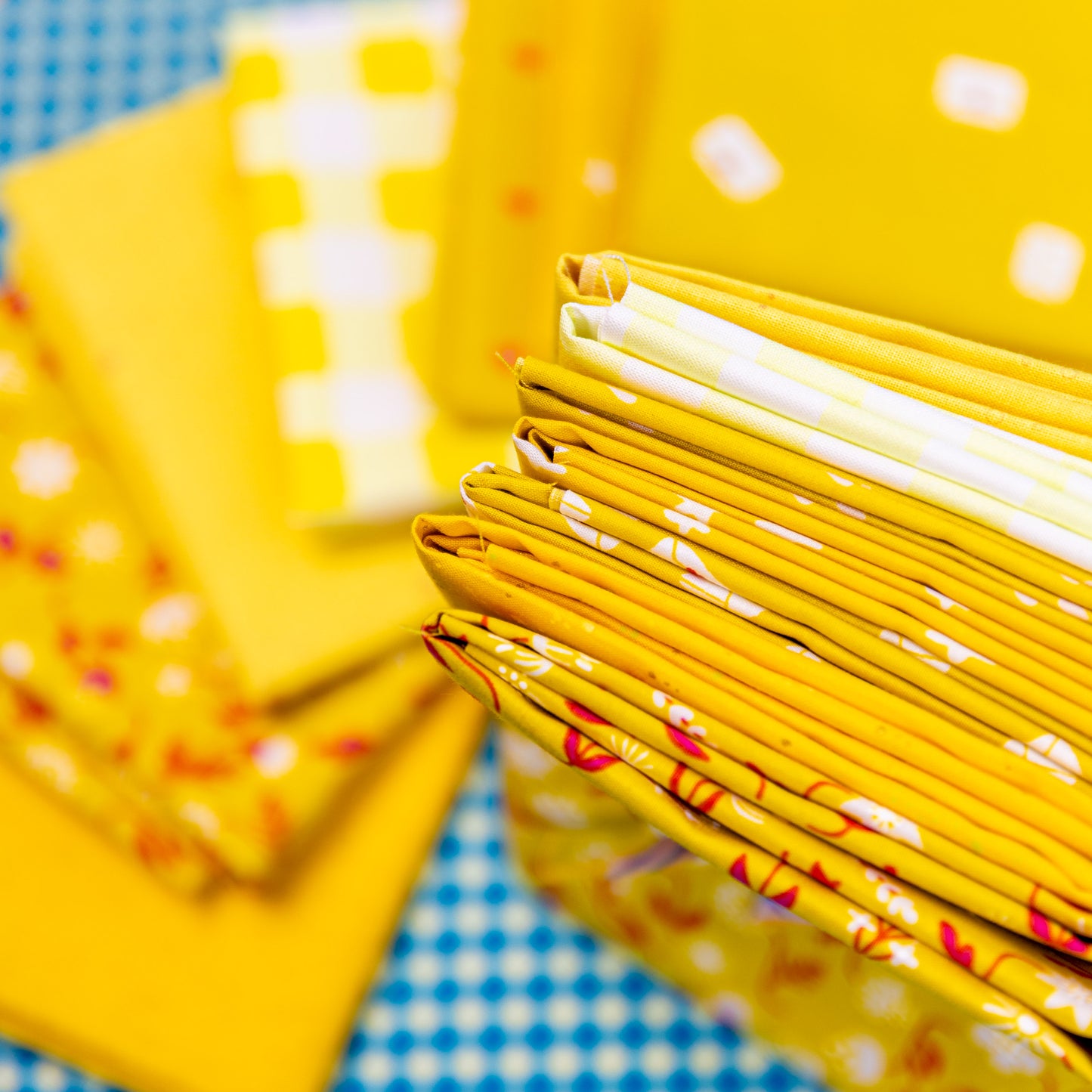 Yellow Brick Road curated 7 pc FQ Bundle