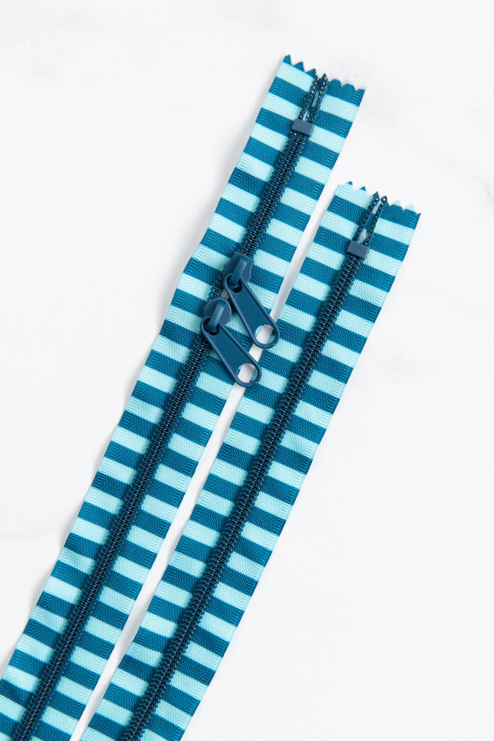 30" Zipper Artic SSCZ36 by Stitch Supply