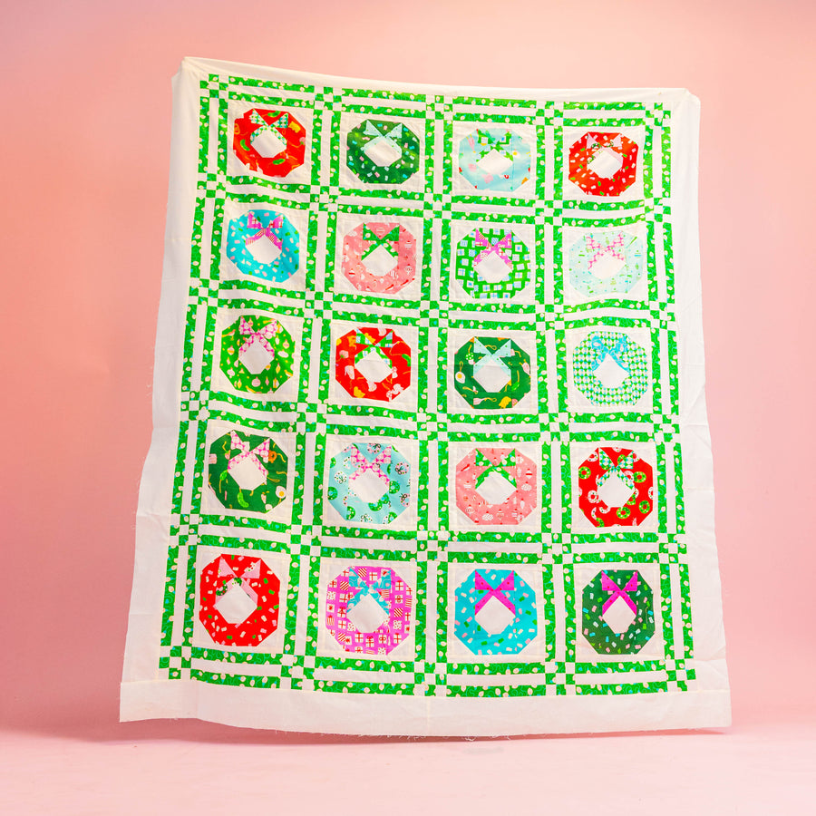 Tinsel Wreath Quilt Kit