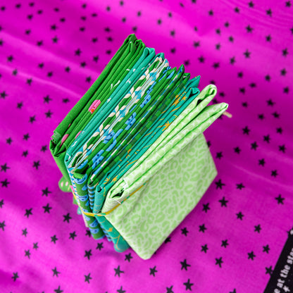 Green Grass 8pc Fat Quarter Bundle