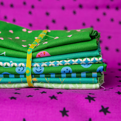 Green Grass 8pc Fat Quarter Bundle