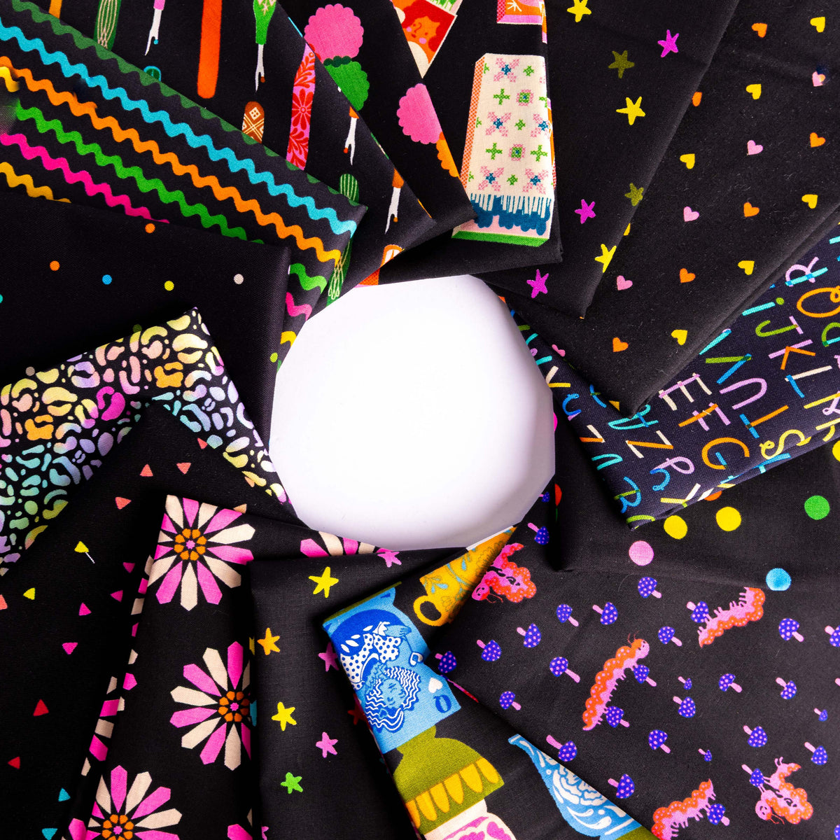 Mad Hatter 15pc Fat Quarter Bundle