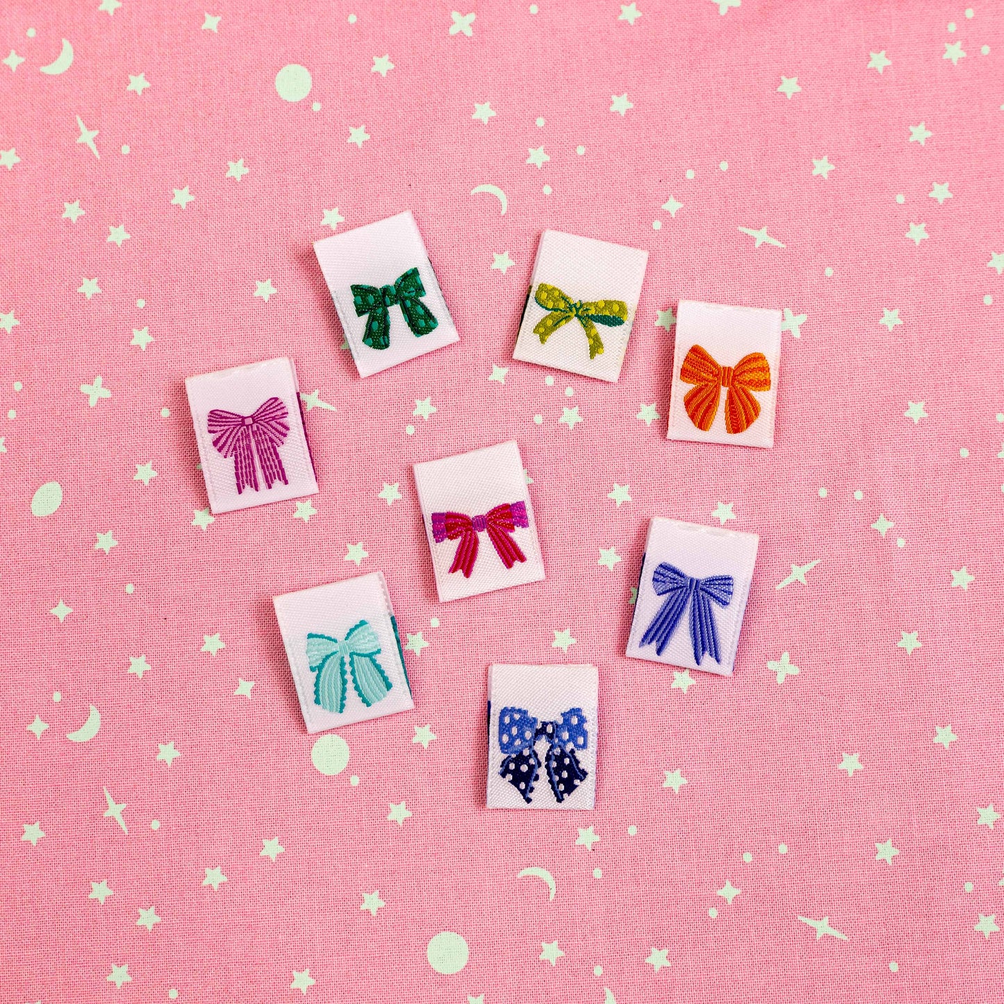 Renaissance Ribbon Labels Tied Up - Woven Label Pack