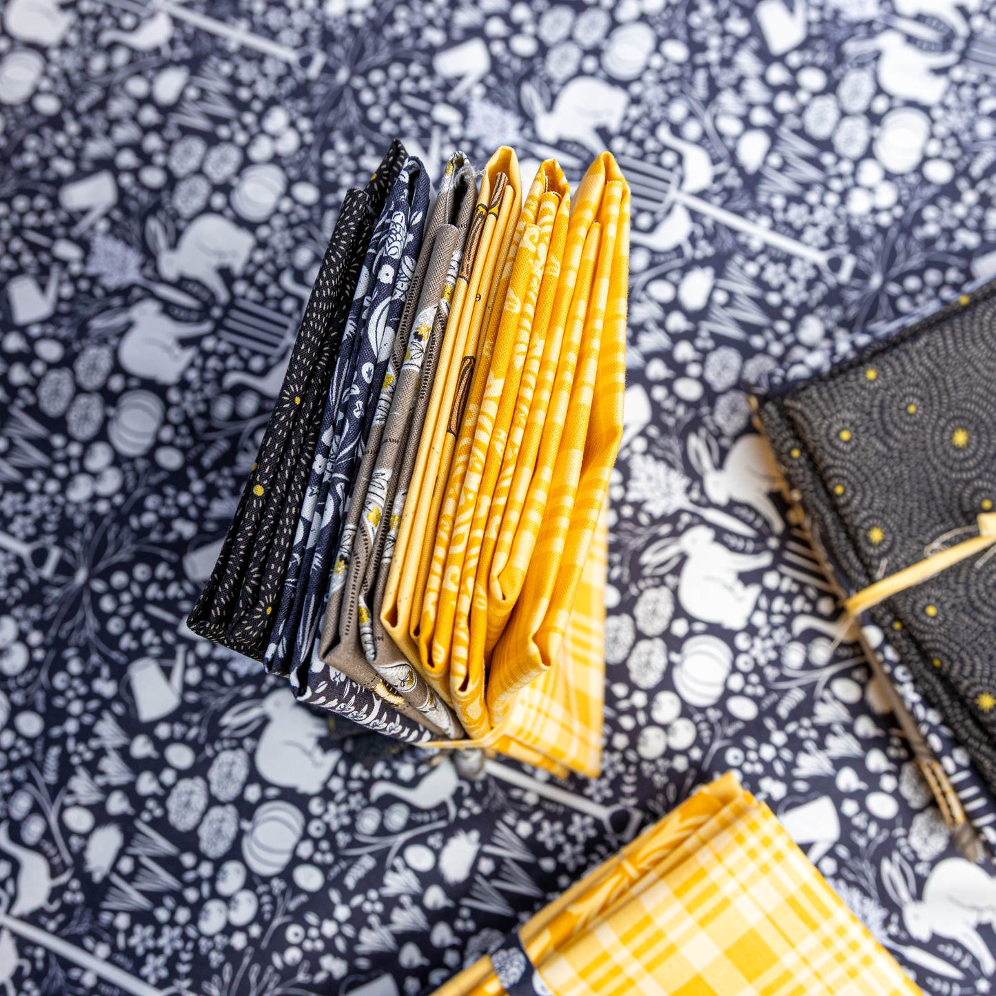 Busy Bee 6 pc Fat Quarter Bundle