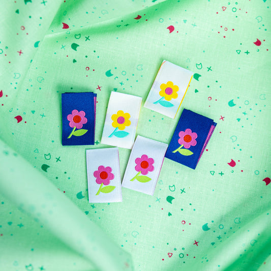 Daisy Sew In Labels by Knot and Thread