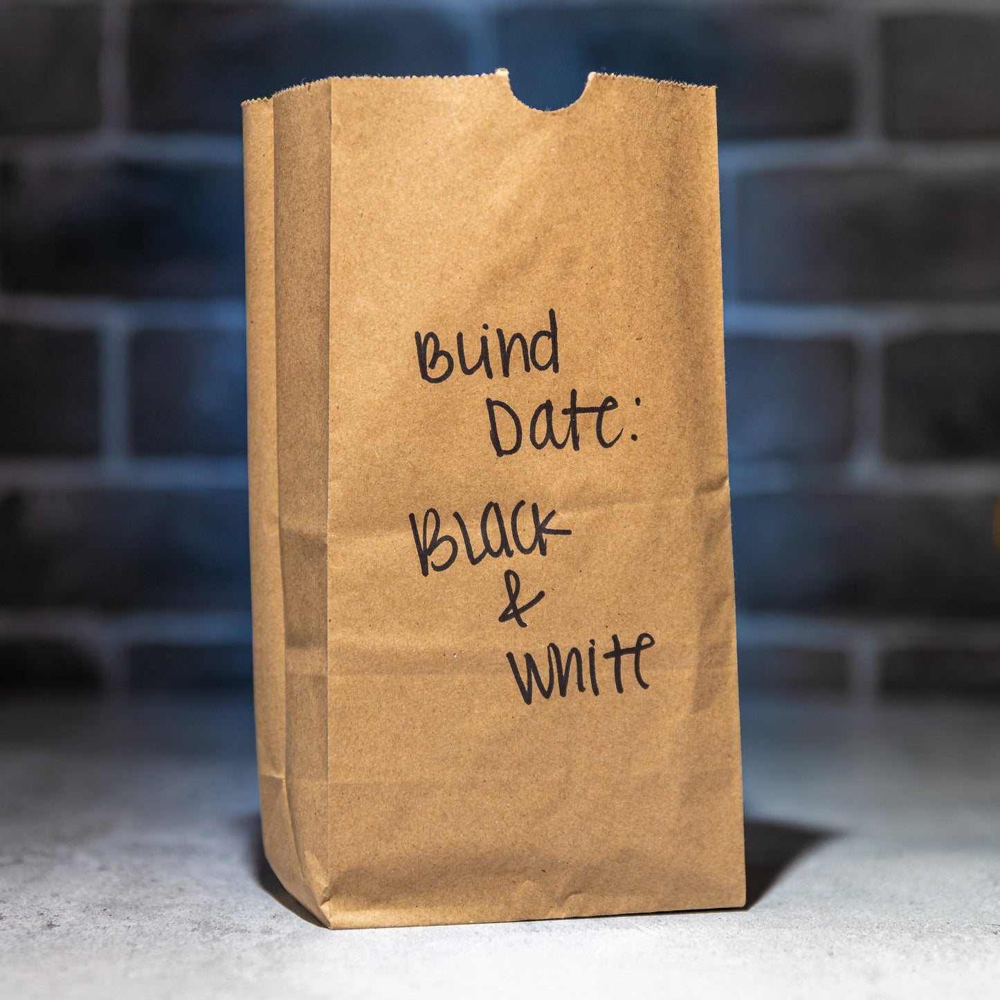 Blind Date: Black and White 8 pc Fat Quarter Bundle