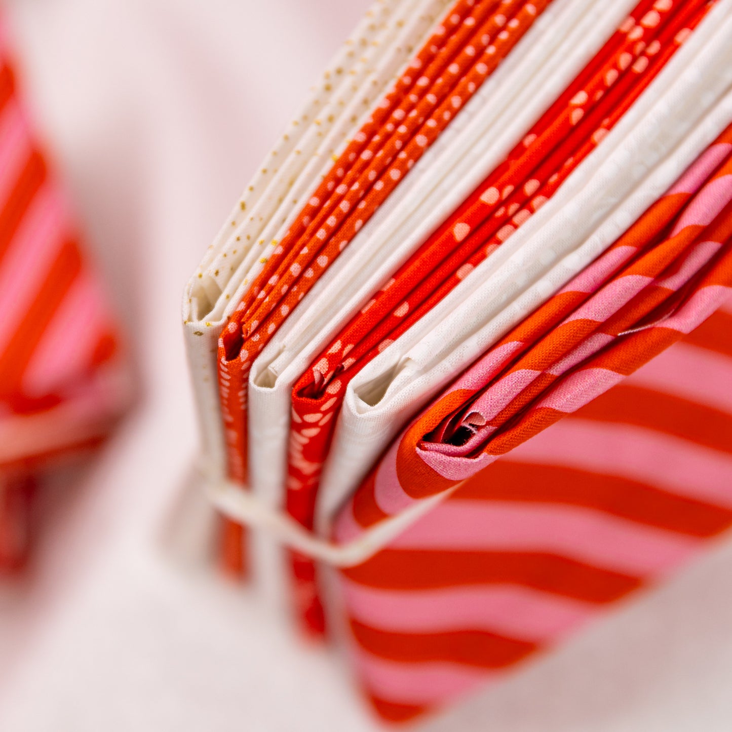 Candy Cane 6 pc Curated FQ Bundle