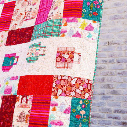 Hot Cocoa Christmas Quilt Kit