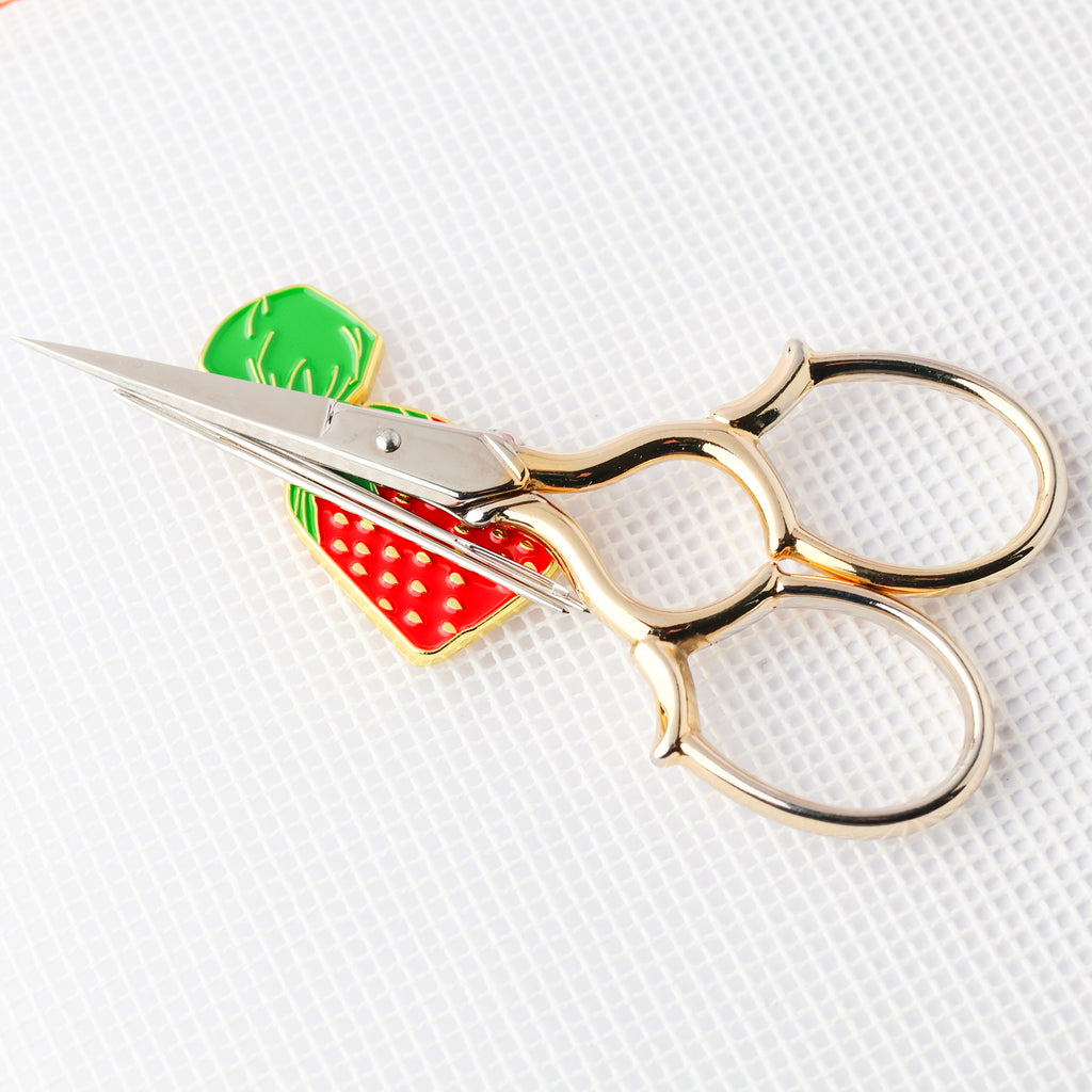 Strawberry Candy Needle Minder by Glitterland