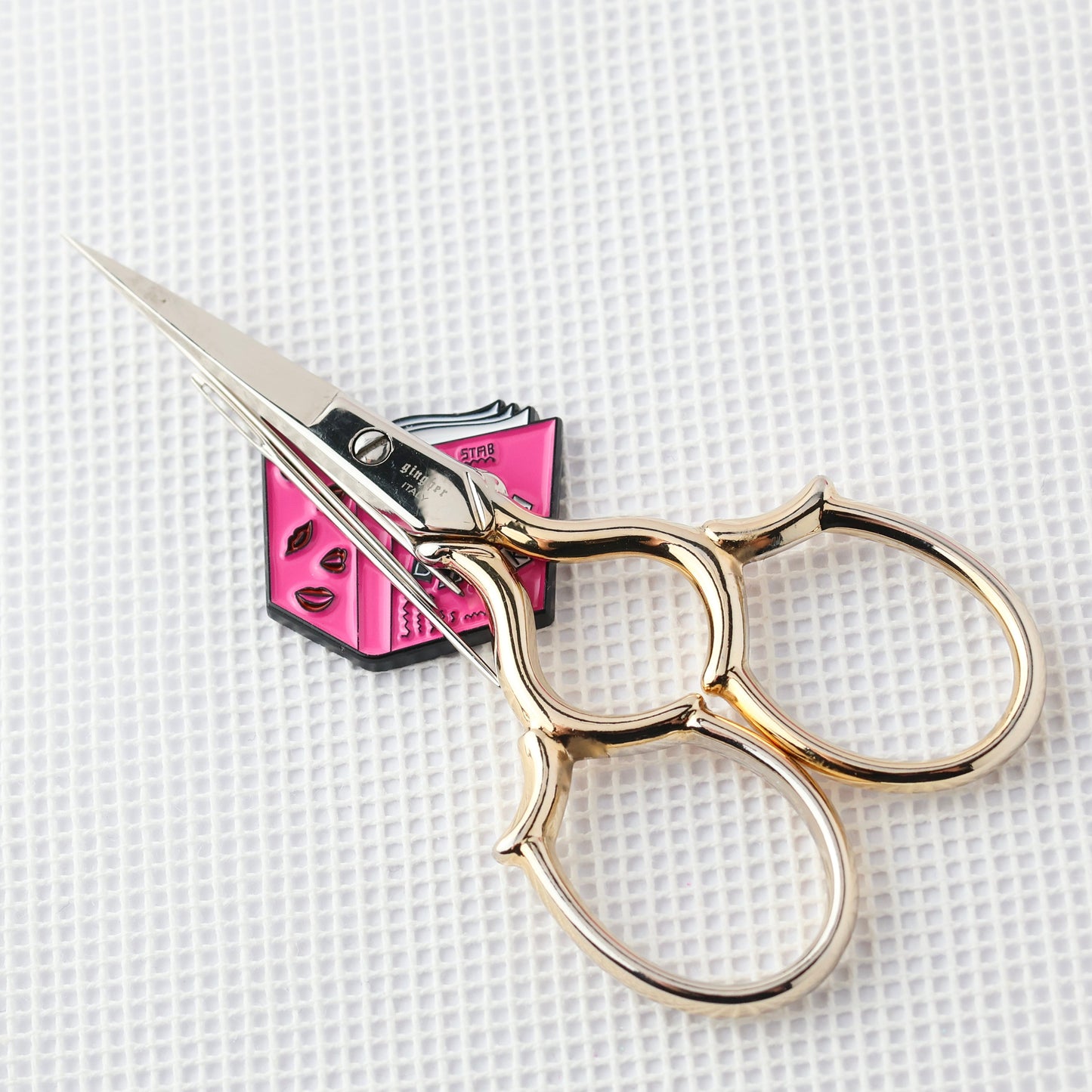 Burn Book Needle Minder by Glitterland
