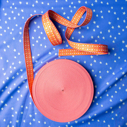 1" Endpaper in Balmy Webbing by Melody Miller for Stitch Supply