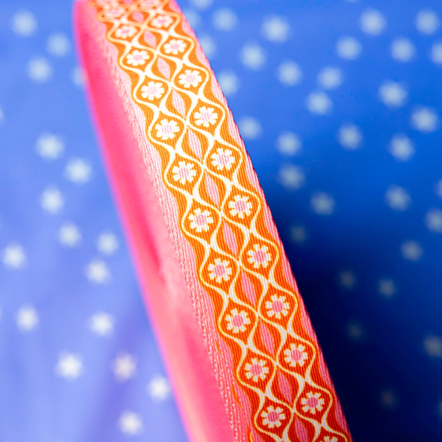 1" Endpaper in Balmy Webbing by Melody Miller for Stitch Supply