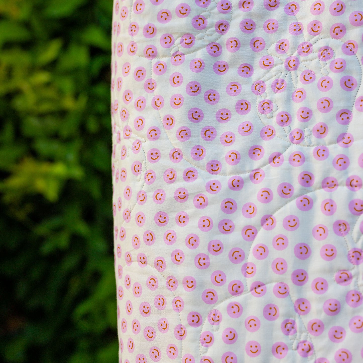 Strawberry Fields Quilt Kit