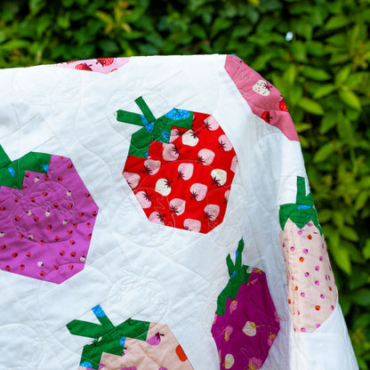 Strawberry Fields Quilt Kit