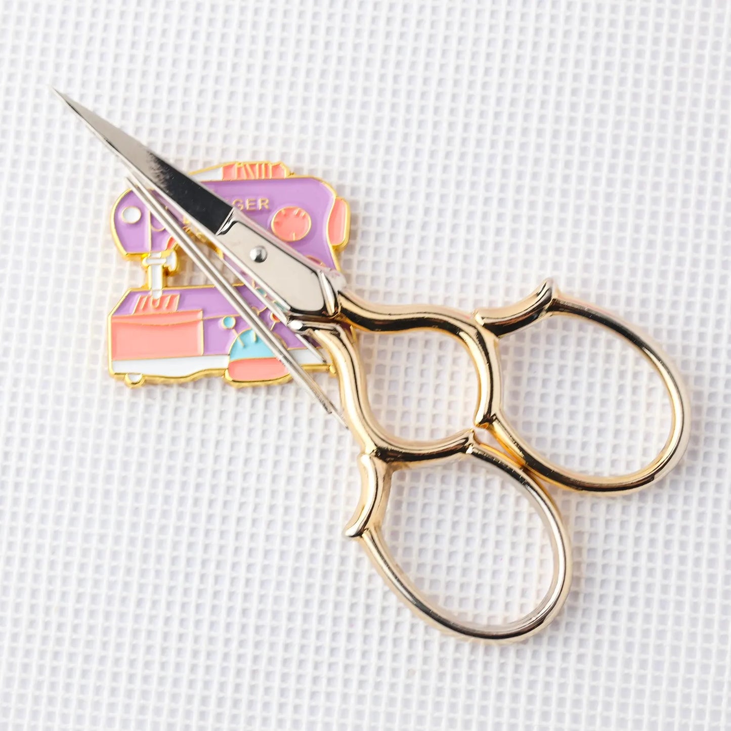 Sewing Machine  Needle Minder Purple by Glitterland