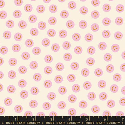 Strawberry Fields Quilt Kit