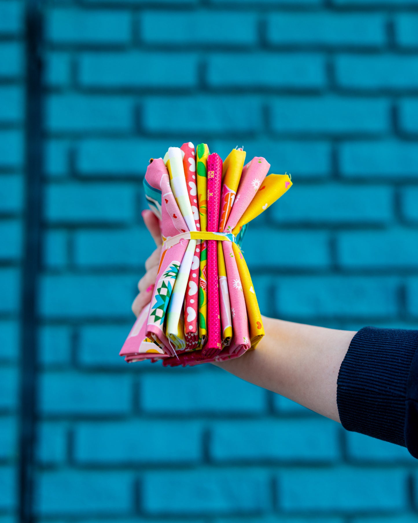 Pink Lemonade 8 pc Fat Quarter Bundle