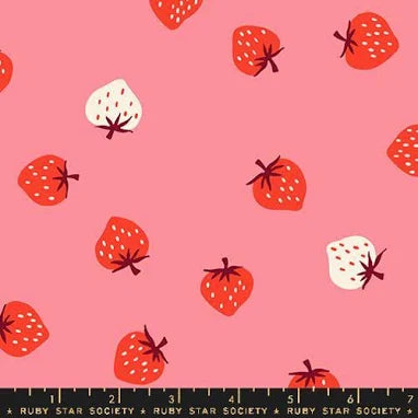 Strawberry Fields Quilt Kit