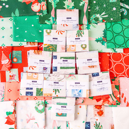 Tiny Christmas Mini Charm 37130MC